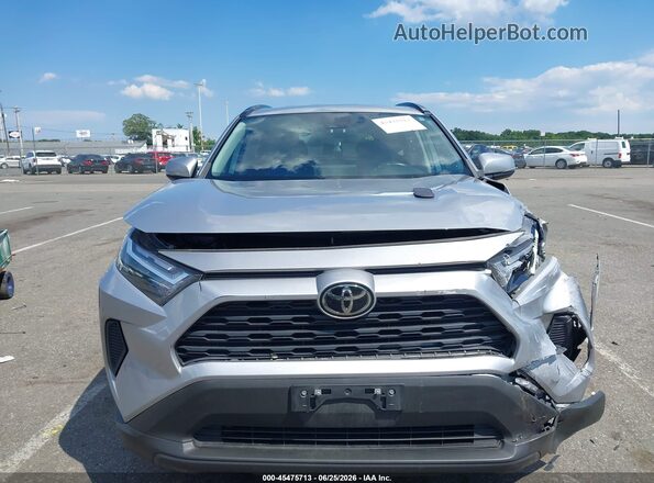2T3P1RFV8NC282802 2022 TOYOTA RAV4 Silver Widok zestawu wskaźników