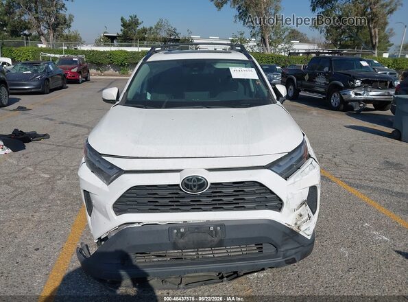 2T3P1RFV8NC310078 2022 TOYOTA RAV4 White Widok wnętrza 360 stopni