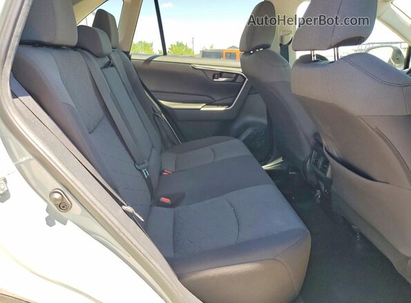 2T3P1RFV9MW180339 2021 TOYOTA RAV4 Silver Vista interior trasera