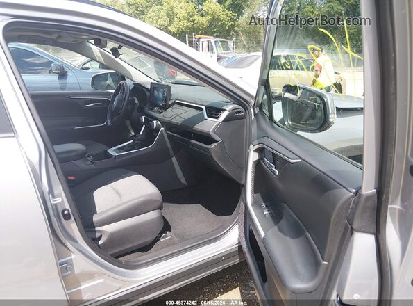 2T3P1RFV9NW311626 2022 TOYOTA RAV4 Silver Սալոնի դիմացի տեսք
