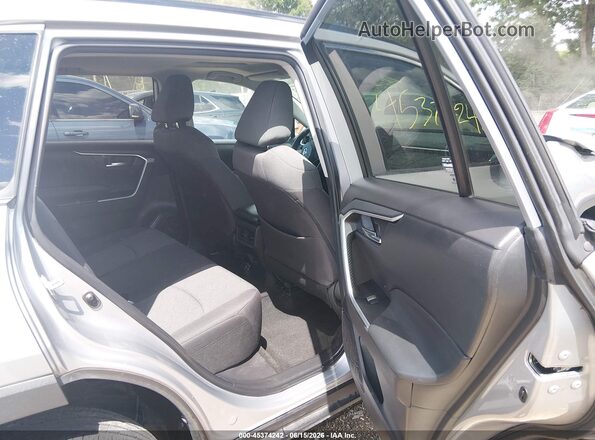 2T3P1RFV9NW311626 2022 TOYOTA RAV4 Silver VIN կոդի պիտակի տեսք