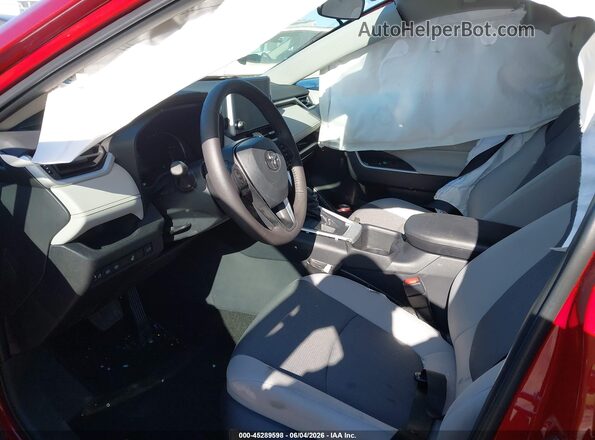 2T3P1RFV9SW499270 2025 TOYOTA RAV4 Красный Вид салона спереди