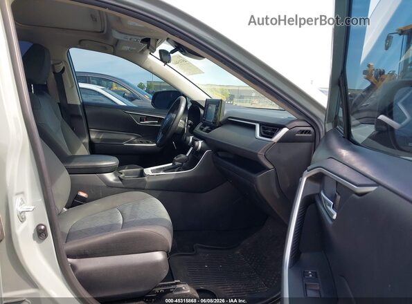 2T3P1RFVXLC112695 2020 TOYOTA RAV4 Gray Vista interior delantera