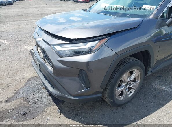 2T3P1RFVXNC295194 2022 TOYOTA RAV4 Gray Widok z przodu
