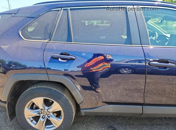 2T3P1RFVXRW409991 2024 TOYOTA RAV4 Blue Rear seats view
