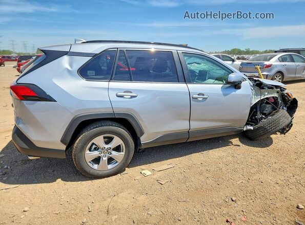 2T3P1RFVXSW598809 2025 TOYOTA RAV4 Silver Trasero derecho