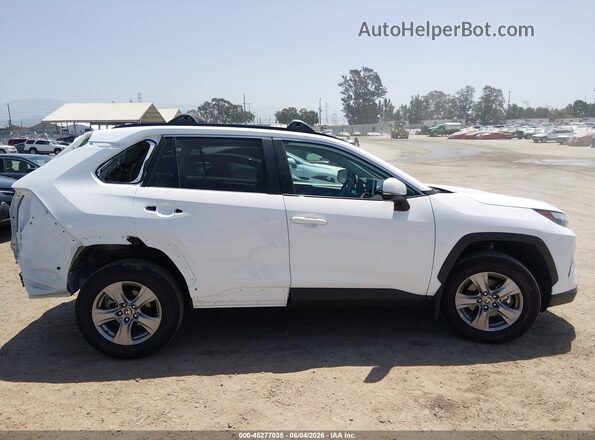 2T3P1RFVXSW621571 2025 TOYOTA RAV4 White 360 interior view