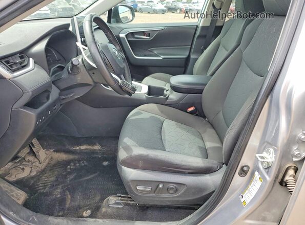 2T3R1RFV7PC351913 2023 TOYOTA RAV4 Silver Vista interior delantera
