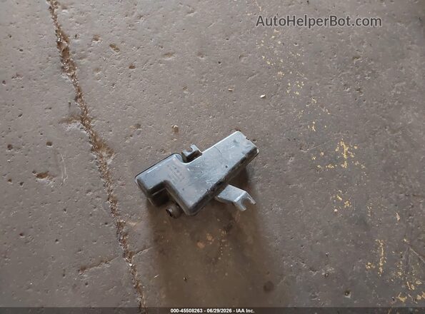 2T3RFREV1GW442550 2016 TOYOTA RAV4 Белый Вид щитка приборов