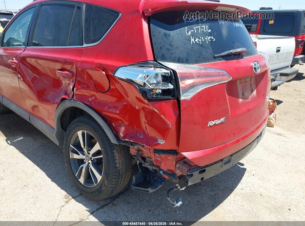 2T3RFREV1HW587704 2017 TOYOTA RAV4 Красный Вид спереди