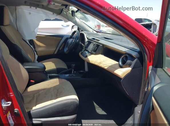 2T3RFREV1HW587704 2017 TOYOTA RAV4 Красный Вид салона спереди