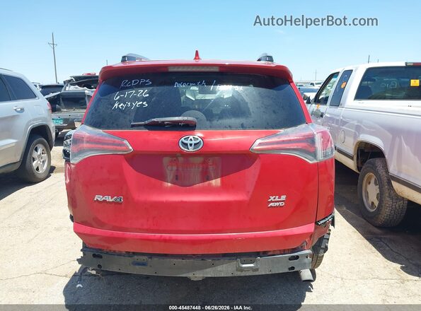 2T3RFREV1HW587704 2017 TOYOTA RAV4 Красный 