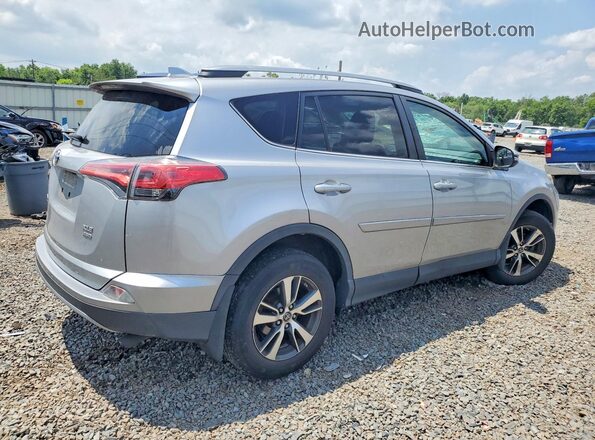 2T3RFREV1HW615193 2017 TOYOTA RAV4 Silver Rear right