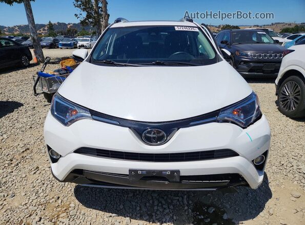 2T3RFREV1HW672798 2017 TOYOTA RAV4 White 