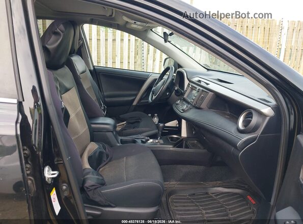 2T3RFREV1JW731869 2018 TOYOTA RAV4 Черный Вид салона спереди