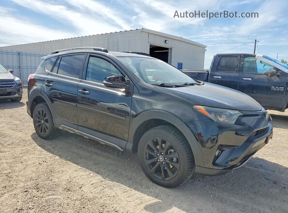 2T3RFREV2JW697862 2018 TOYOTA RAV4 Черный Передняя правая четверть