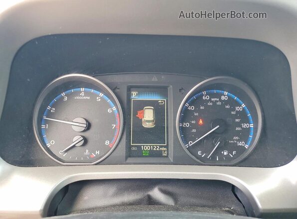 2T3RFREV2JW697862 2018 TOYOTA RAV4 Черный Вид щитка приборов
