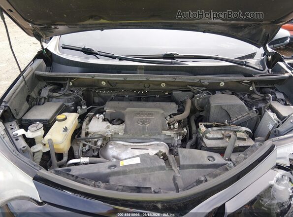 2T3RFREV3JW821198 2018 TOYOTA RAV4 Black უკანა ხედი