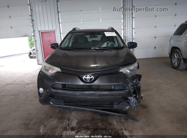 2T3RFREV4JW734622 2018 TOYOTA RAV4 Gray Widok zestawu wskaźników