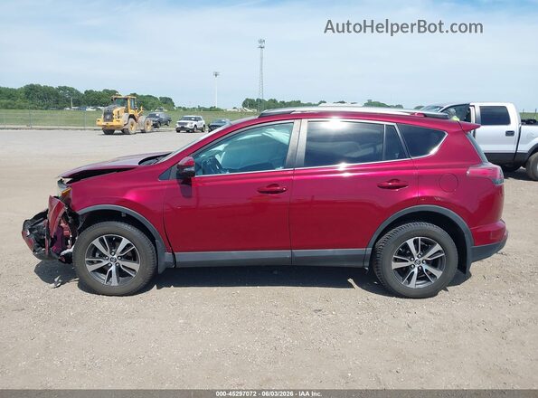 2T3RFREV4JW817810 2018 TOYOTA RAV4 Red Սալոնի 360 աստիճան տեսք