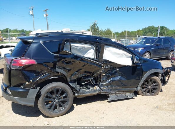 2T3RFREV4JW823543 2018 TOYOTA RAV4 Black Widok z przodu