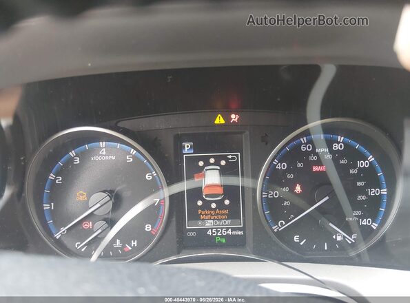 2T3RFREV4JW836096 2018 TOYOTA RAV4 Red Vista de los asientos traseros