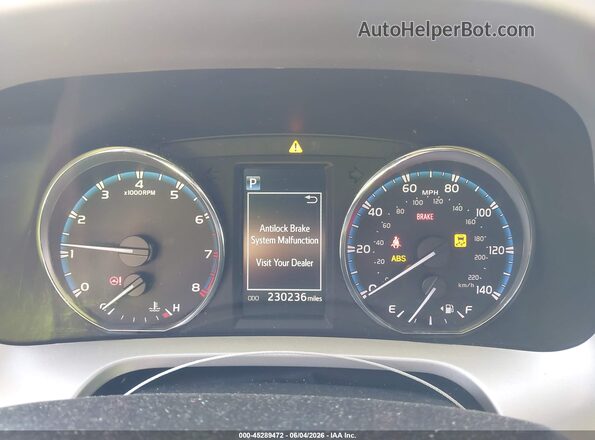 2T3RFREV5GW531263 2016 TOYOTA RAV4 Red Vista de los asientos traseros