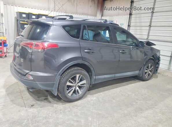 2T3RFREV5JW723290 2018 TOYOTA RAV4 Gray 