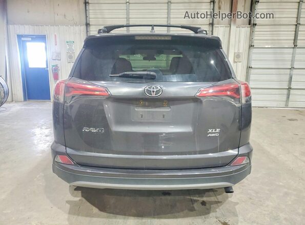 2T3RFREV5JW723290 2018 TOYOTA RAV4 Gray 
