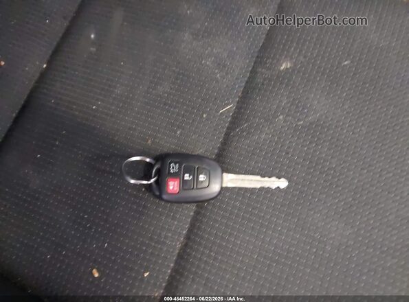 2T3RFREV6GW495339 2016 TOYOTA RAV4 Black Առջևի վահանակի տեսք