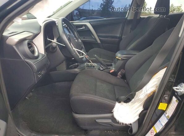 2T3RFREV7HW598545 2017 TOYOTA RAV4 Черный Вид салона спереди