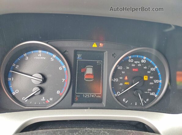 2T3RFREV7HW598545 2017 TOYOTA RAV4 Черный Вид щитка приборов
