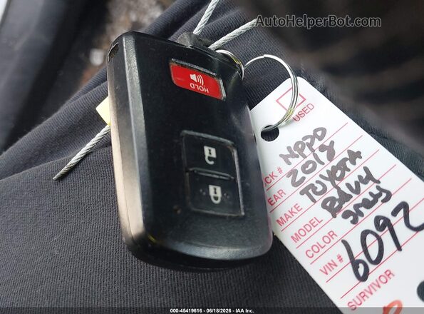2T3RFREV7JW696092 2018 TOYOTA RAV4 Silver წინა პანელის ხედი