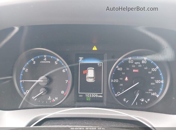 2T3RFREV7JW696092 2018 TOYOTA RAV4 Silver უკანა სავარძლების ხედი