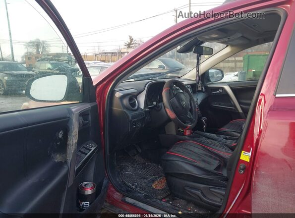 2T3RFREV7JW731813 2018 TOYOTA RAV4 Red Vista interior delantera