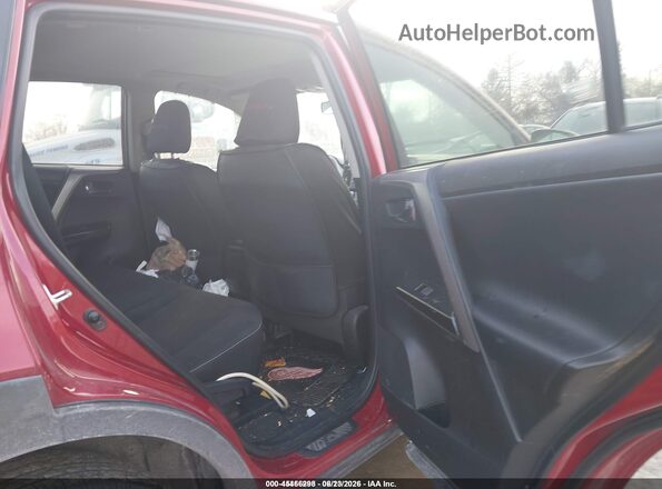 2T3RFREV7JW731813 2018 TOYOTA RAV4 Red Vista de la etiqueta del VIN