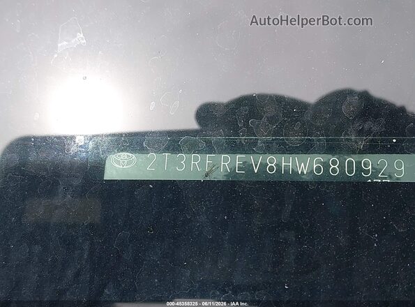 2T3RFREV8HW680929 2017 TOYOTA RAV4 Синий Вид подкапотного пространства