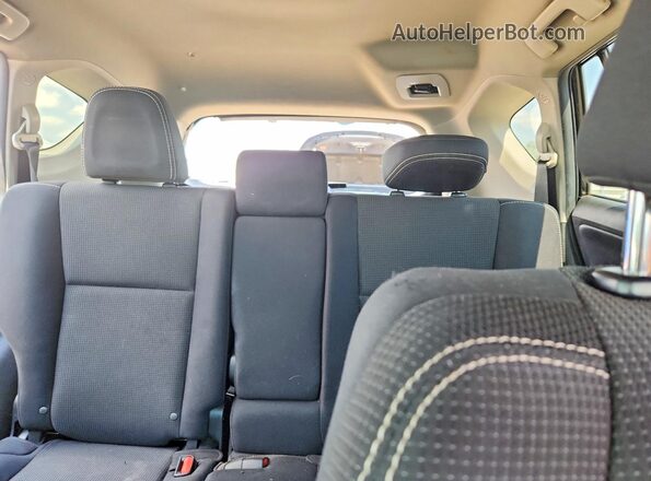 2T3RFREV8JW706080 2018 TOYOTA RAV4 Black Widok tylnych siedzeń