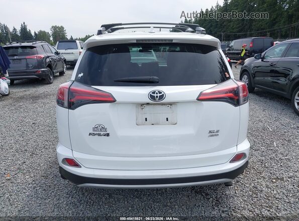 2T3RFREV9GW466160 2016 TOYOTA RAV4 White 