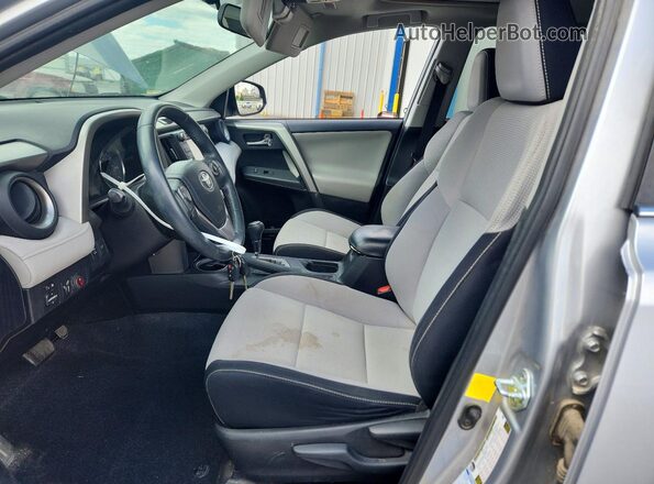 2T3RFREV9GW538166 2016 TOYOTA RAV4 Silver წინა სალონის ხედი
