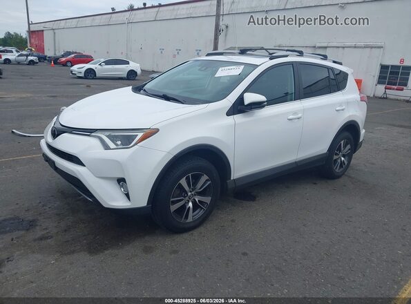 2T3RFREV9HW603471 2017 TOYOTA RAV4 White წინა მარცხენა ხედი სამი მეოთხედიდან