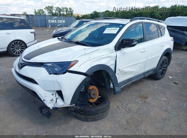 2T3RFREV9JW795108 2018 TOYOTA RAV4 White Առջևի ձախ երեք քառորդ տեսարան