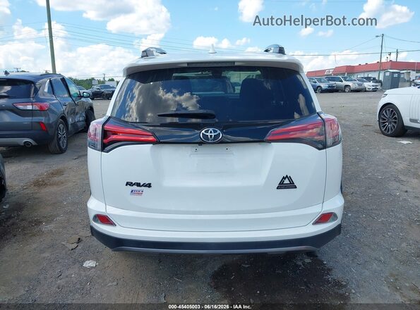 2T3RFREV9JW795108 2018 TOYOTA RAV4 White 