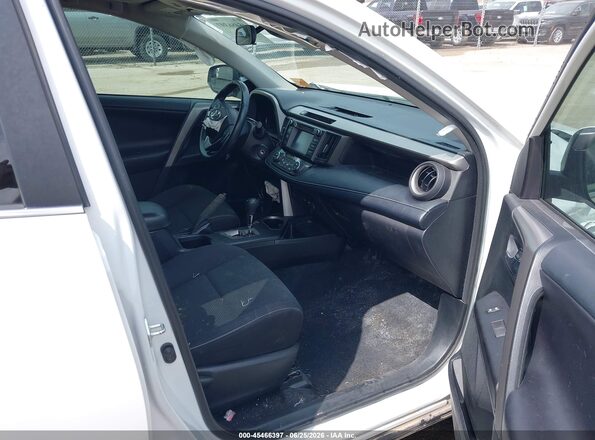 2T3RFREV9JW800775 2018 TOYOTA RAV4 White Widok wnętrza z przodu