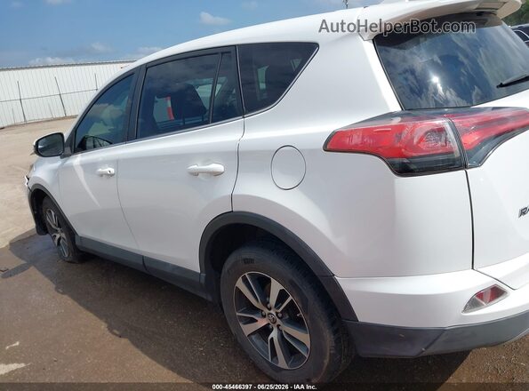 2T3RFREV9JW800775 2018 TOYOTA RAV4 White Widok wnętrza 360 stopni
