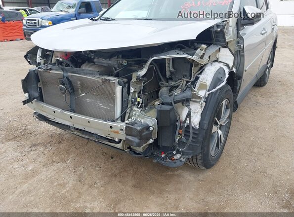 2T3RFREVXHW569007 2017 TOYOTA RAV4 Silver 