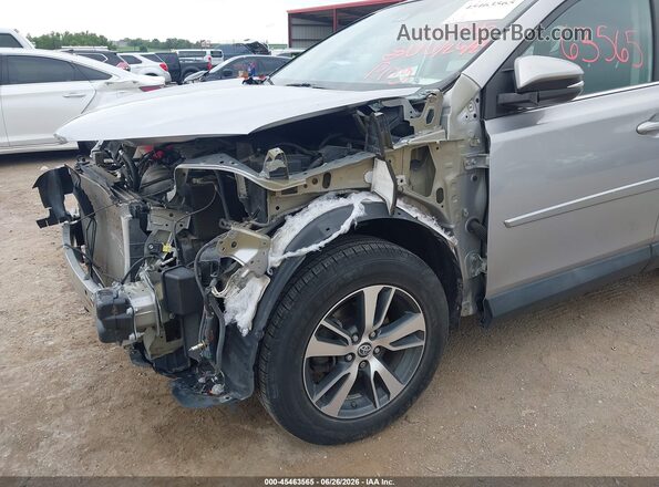 2T3RFREVXHW569007 2017 TOYOTA RAV4 Silver 