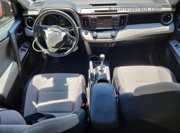 2T3RFREVXJW722572 2018 TOYOTA RAV4 Red Dashboard view