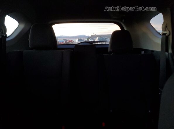 2T3RFREVXJW742935 2018 TOYOTA RAV4 Burgundy Rear seats view