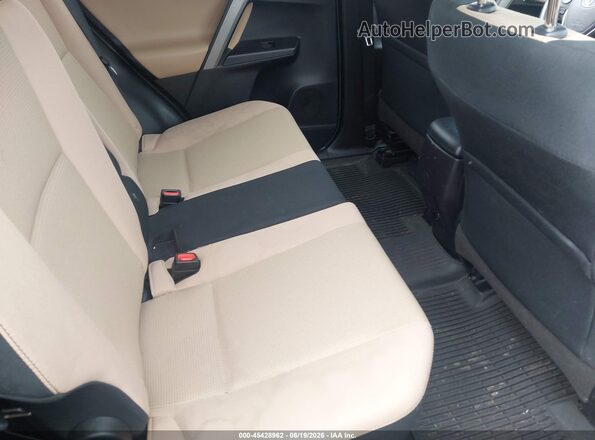 2T3RFREVXJW817231 2018 TOYOTA RAV4 Black VIN կոդի պիտակի տեսք